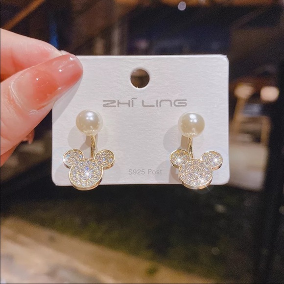 Disney Jewelry - PEARL MINNIE  ♡ CRYSTAL DROP Earrings GIFT